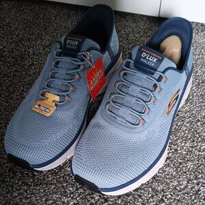 Sketchers D'LUX Walker Size 12 Extra Wide Mens